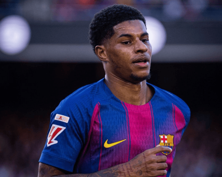 10球11助攻!拉什福德买断费3000万欧元,英媒曝曼联认为他值5000万英镑